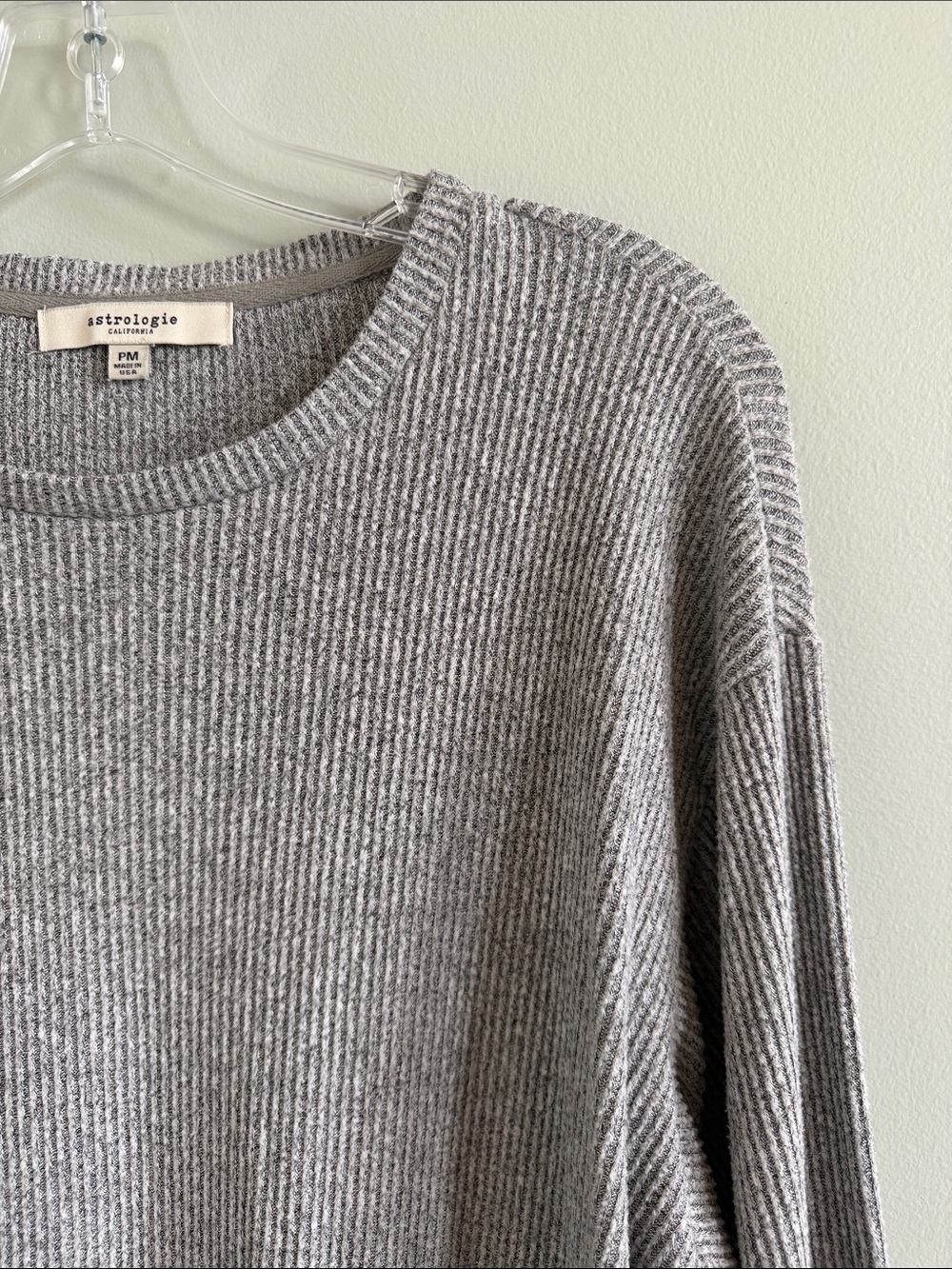 Lightweight Ribbed Crewneck Sweater - Gray - Picture 5 of 7